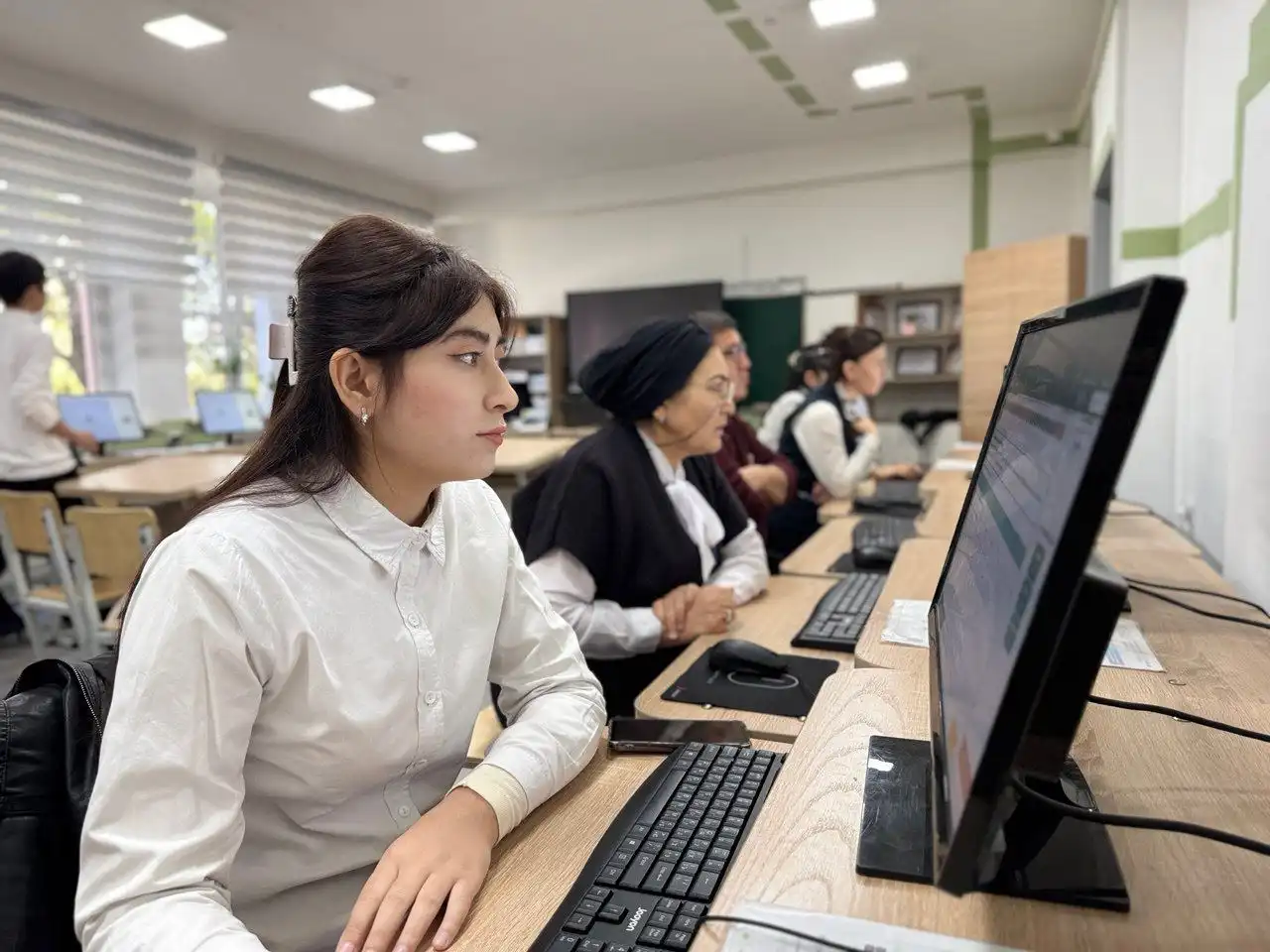 Pedagoglarning metodik ehtiyojlari o‘rganilmoqda