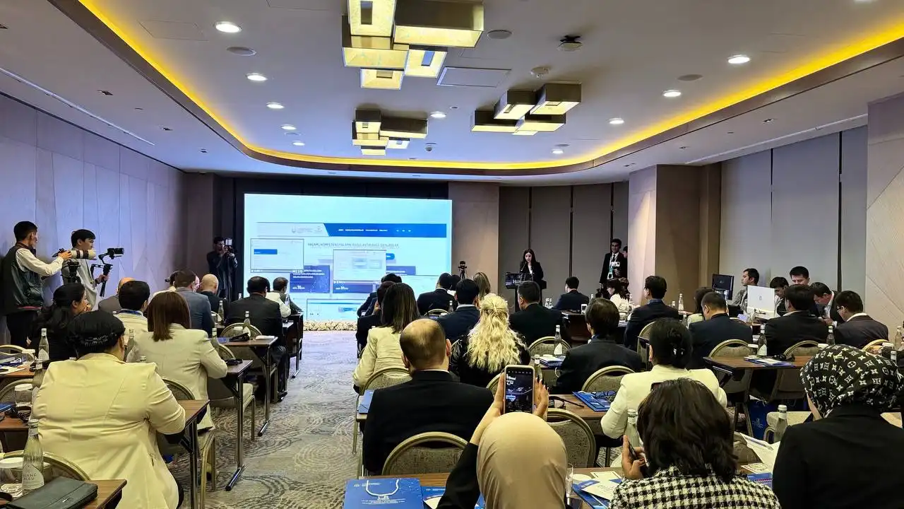 “Taʼlim muhitining transformatsiyasi: zamonaviy oʻqitishda raqamli texnologiyalarning oʻrni” mavzusida xalqaro ilmiy-amaliy konferensiya tashkil etildi