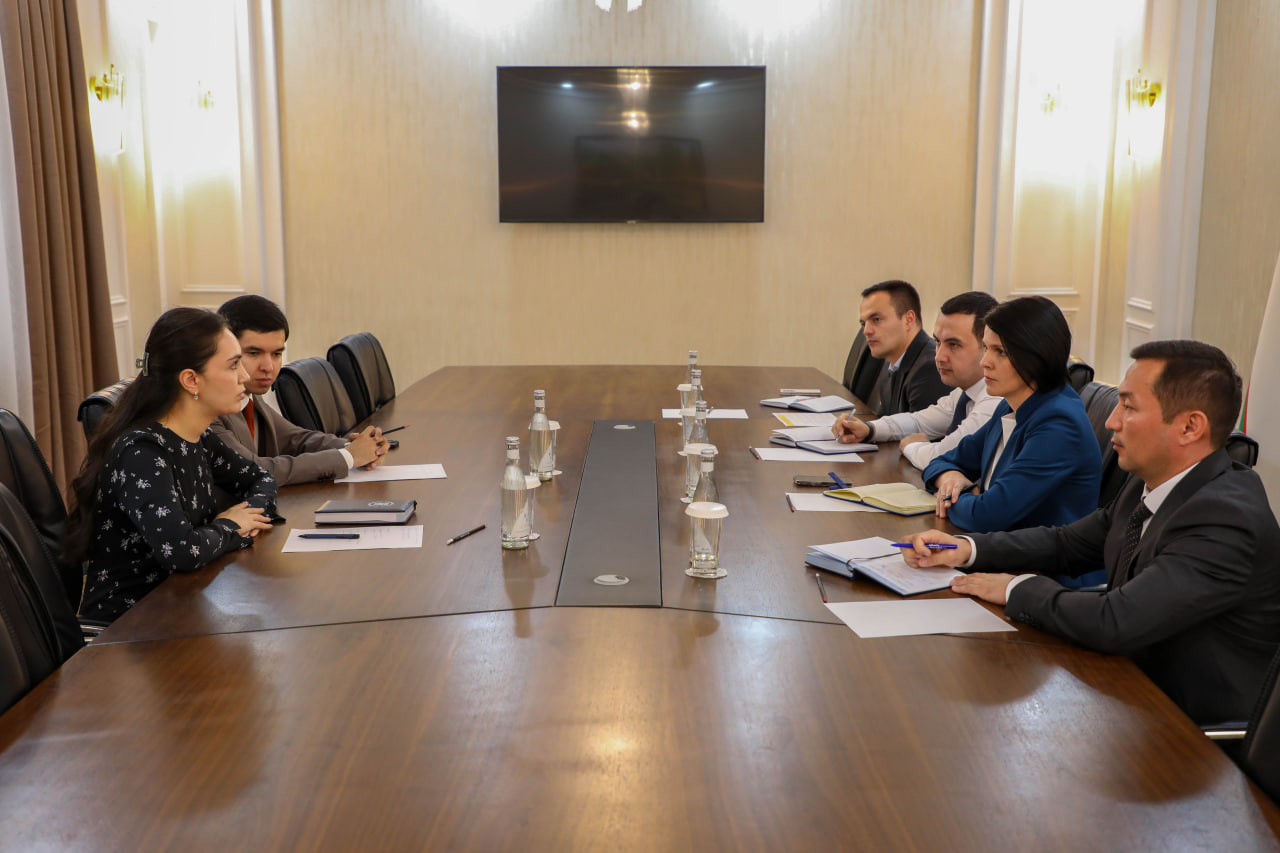 Yoshlar parlamenti a’zolari bilan uchrashuv bo‘lib o‘tdi